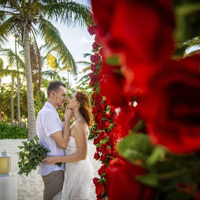 At TES Events Planner, we create unique and memorable events in Punta Cana, Dominican Republic. From weddings to corporate meetings, let us create an exceptional experience for you